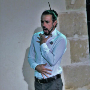 planeta poesia mister vertigo teatro maestro de ceremosnias